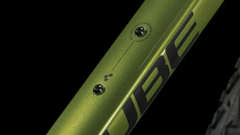 Cube Nature Trekking Bike in Moss/Black-2